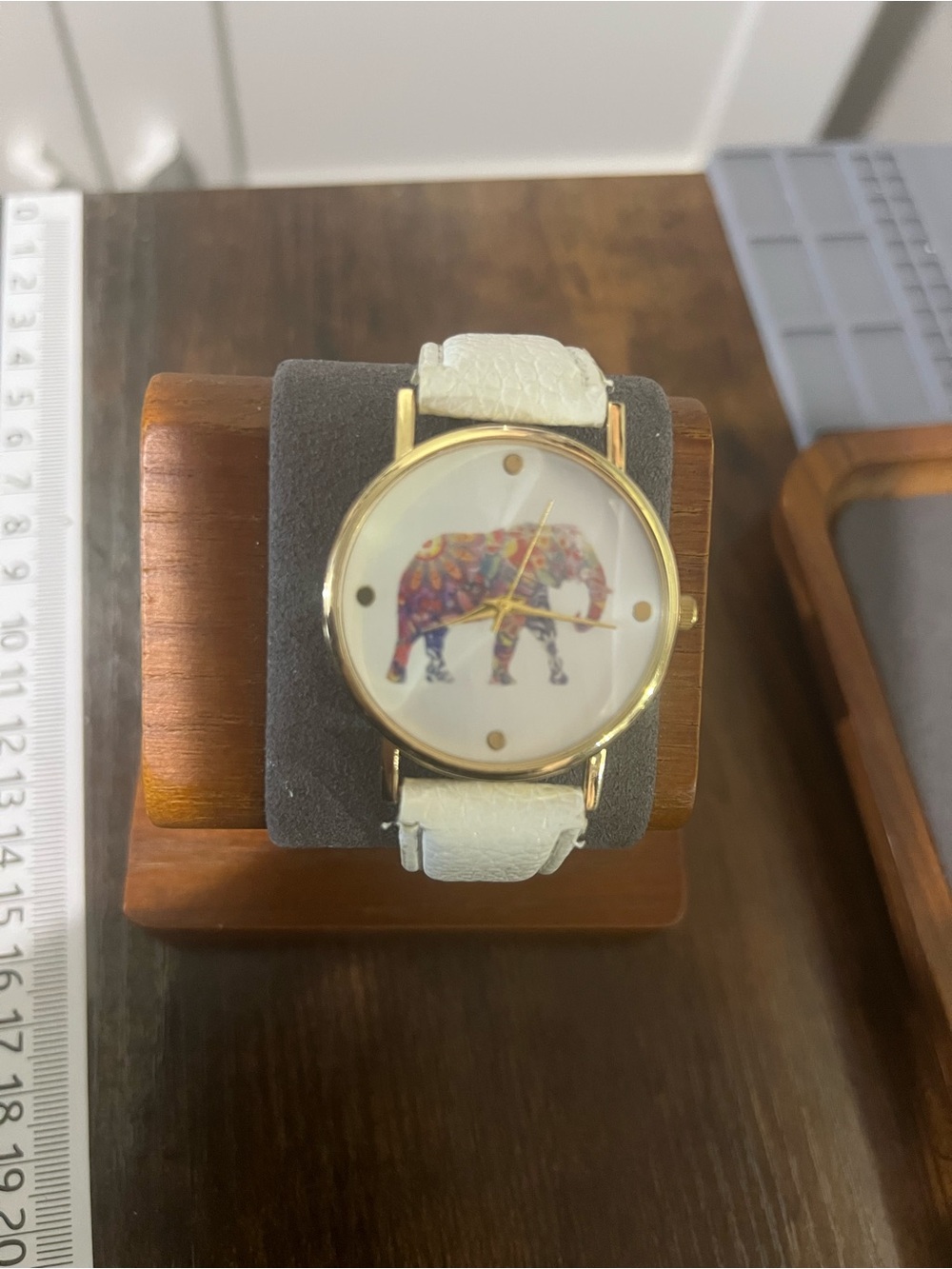White Elephant Wall Watch Decor - Unbranded